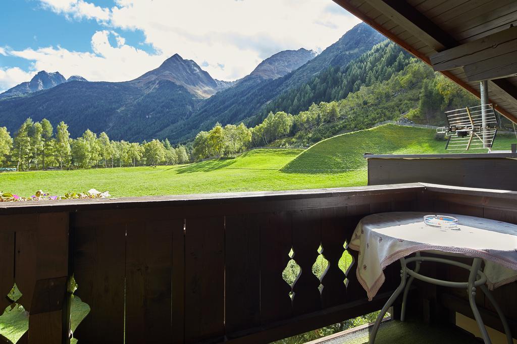 Appartements Romantica Langenfeld Exterior photo